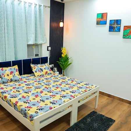 Agrah Stay - Kasa Lusso Stay Фаридабад Экстерьер фото
