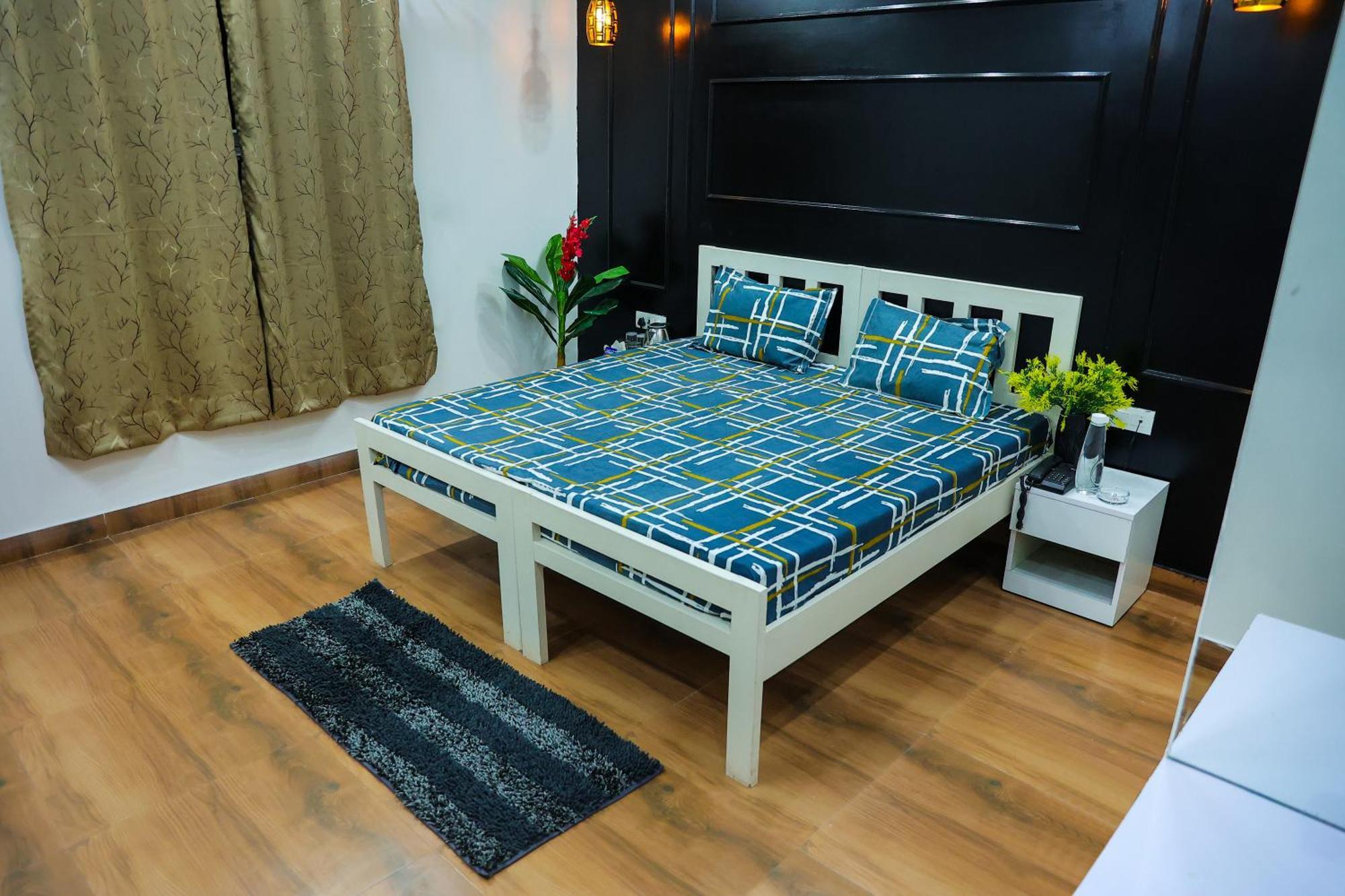 Agrah Stay - Kasa Lusso Stay Фаридабад Экстерьер фото