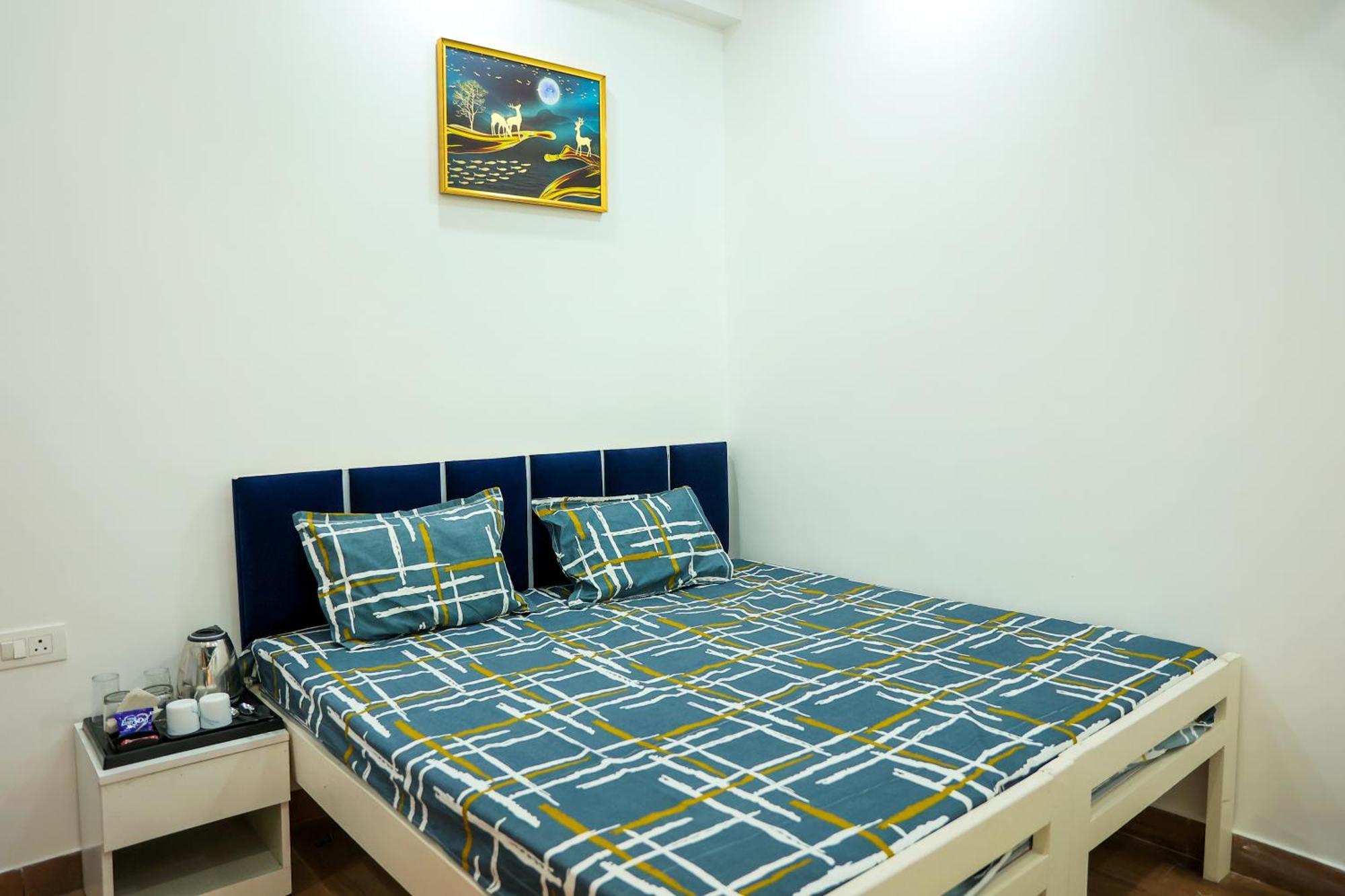 Agrah Stay - Kasa Lusso Stay Фаридабад Экстерьер фото