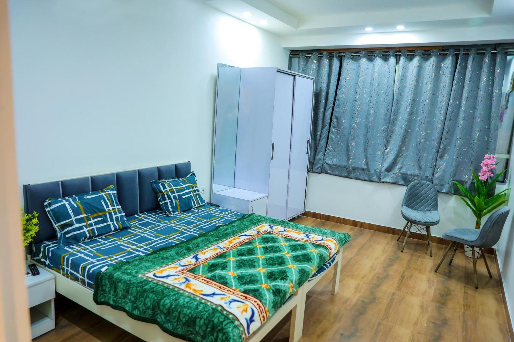 Agrah Stay - Kasa Lusso Stay Фаридабад Экстерьер фото